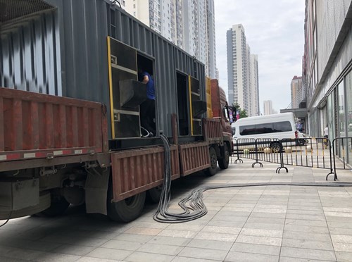 静乐冷却液不足的情况下如何检查柴油发电机组？